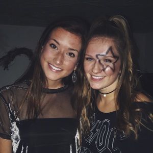 Meet your Posher, Abby